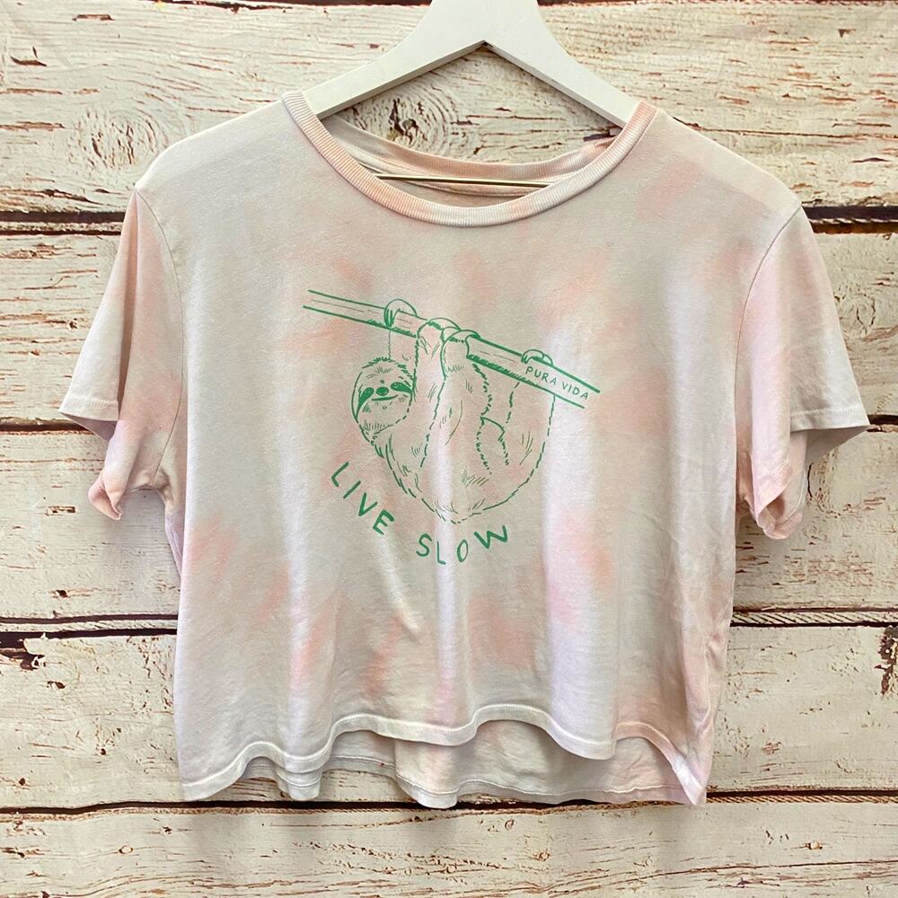PURA VIDA Live Slow Sloth Tie Dye Graphic Crop Top Tee Pink Size Large - Picture 4 of 7